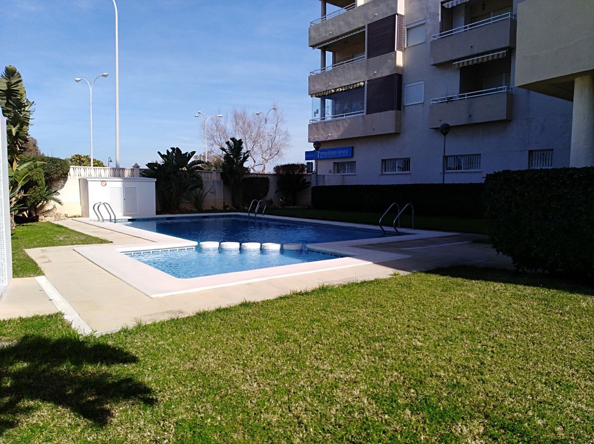 Piscina de Apartament de lloguer en Dénia amb Aire condicionat, Calefacció i Terrassa