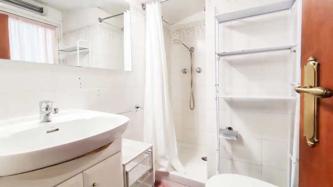 Bathroom of Flat for sale in Donostia - San Sebastián   with Heating and Furnished