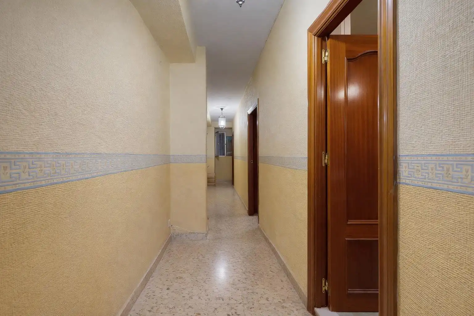 Piso en venta en Almería con Amueblado