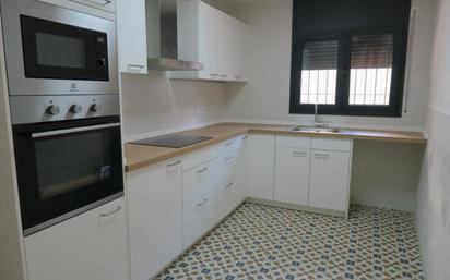 Kitchen of Flat for sale in Santa Maria de Palautordera  with Air Conditioner, Heating and Oven