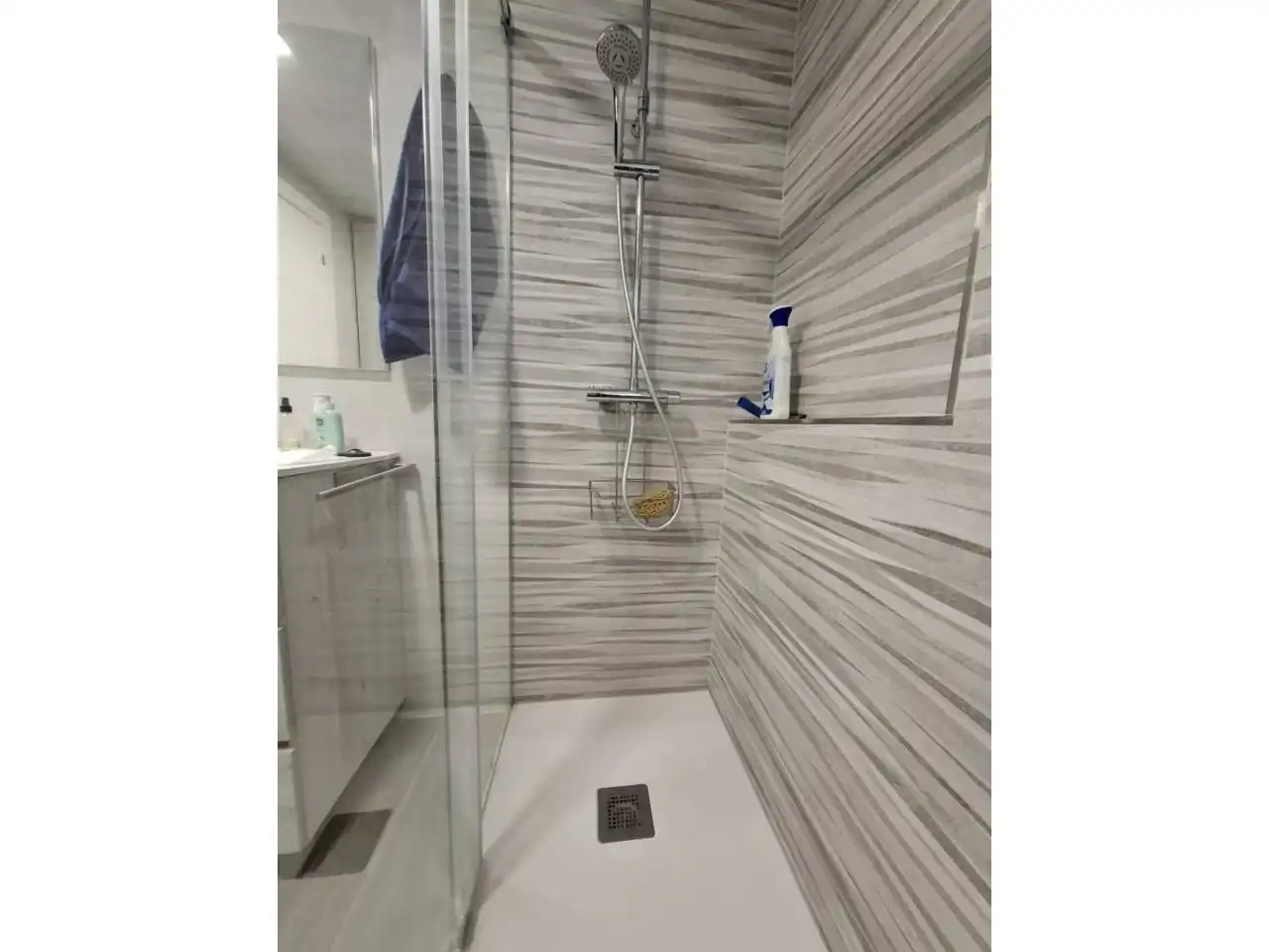 Badezimmer von Wohnung zum Verkauf in Rubí mit Klimaanlage, Heizung und Balkon