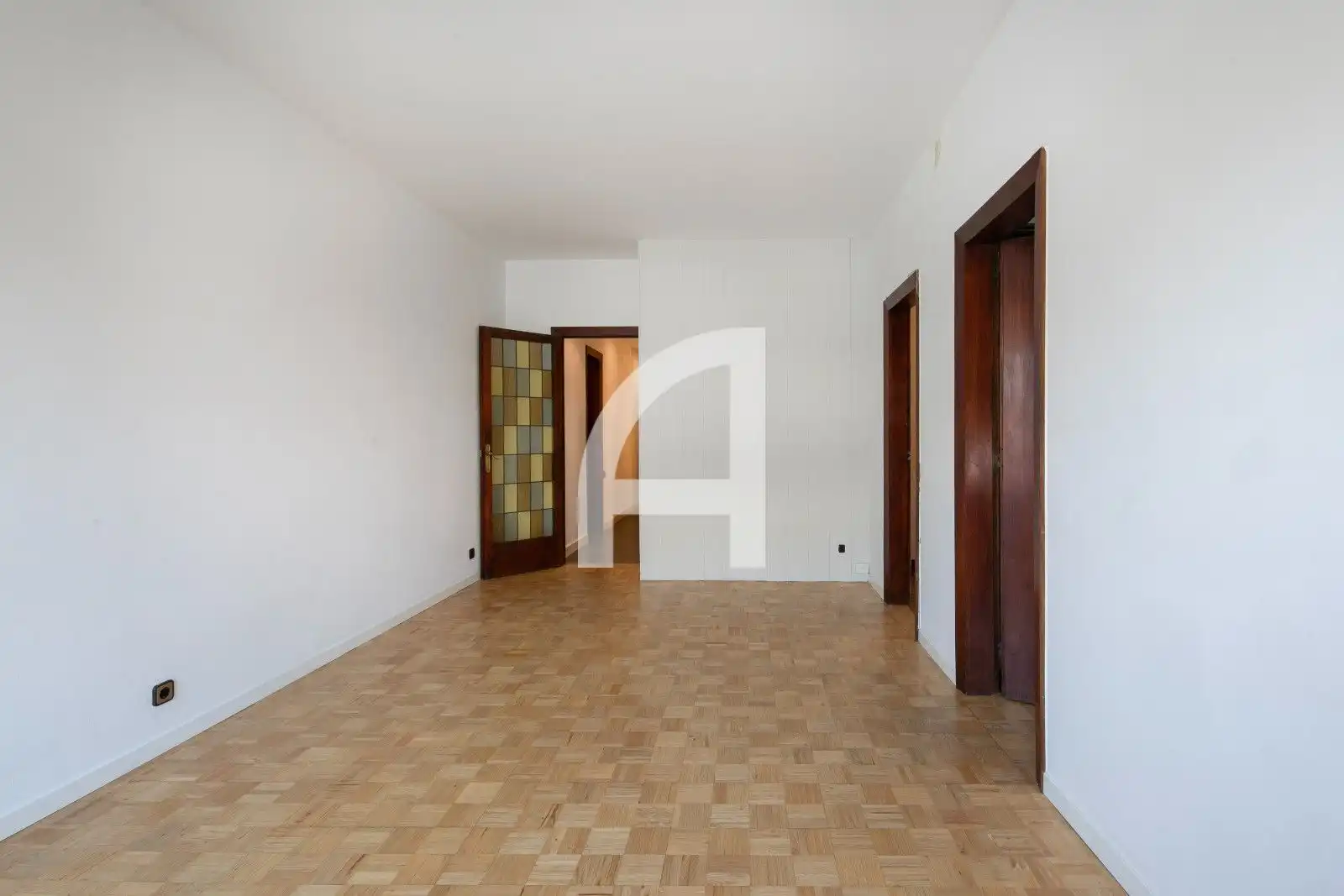 Bedroom of Flat for sale in Barcelona  with Parquet flooring