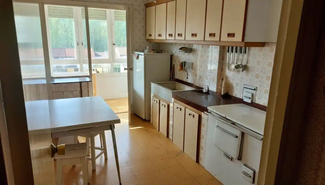 Küche von Wohnung zum Verkauf in Merindad de Valdeporres mit Terrasse, Abstellraum und Möbliert