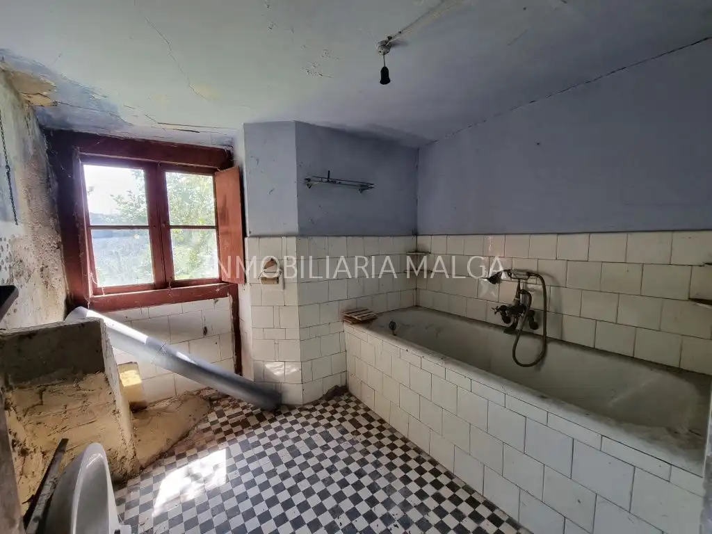 Bany de Casa o xalet en venda en Colunga amb Jardí privat i Traster