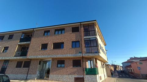 Foto 2 de Pis de lloguer a Calle de Los Llanos de Nava, Villaquilambre, León