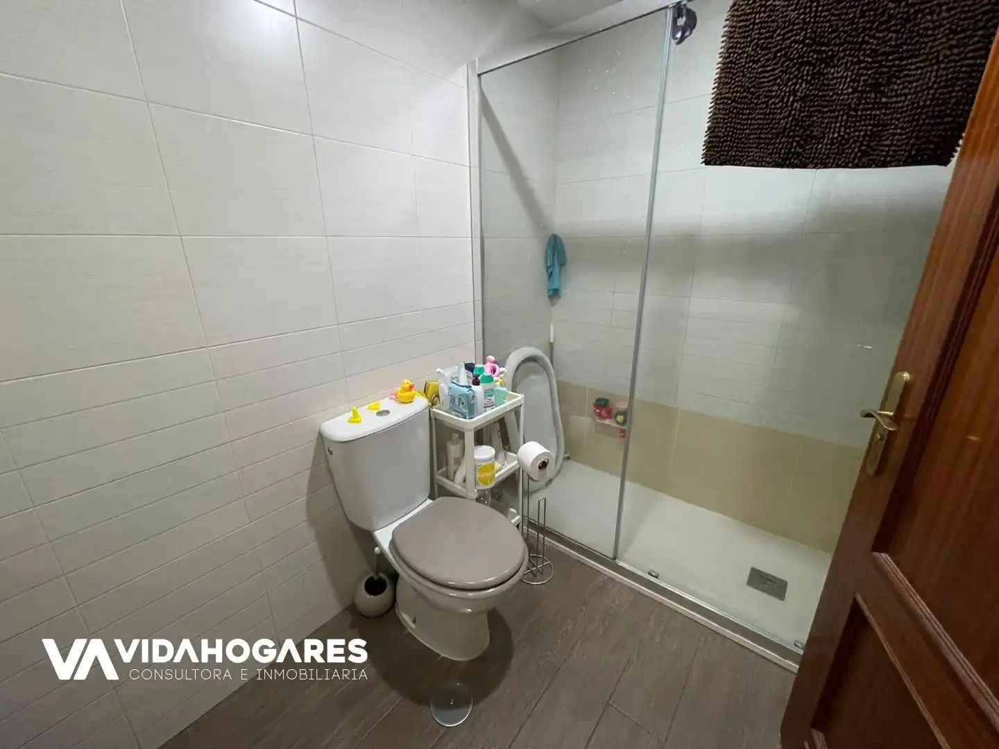 Bany de Pis en venda en Rota amb Traster