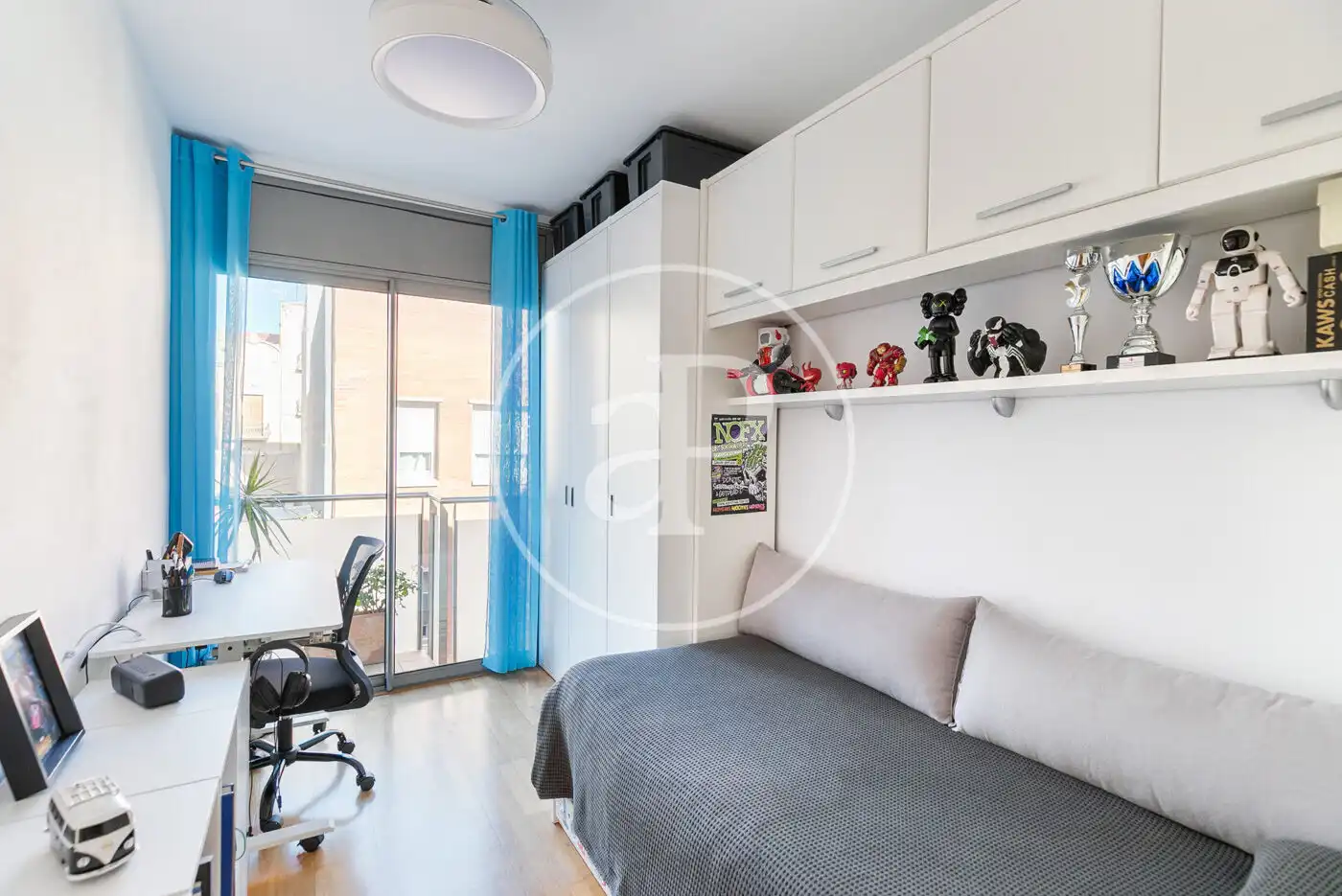 Casa adosada en venta en Passatge de Puigmadrona, El Camp de l'Arpa del Clot