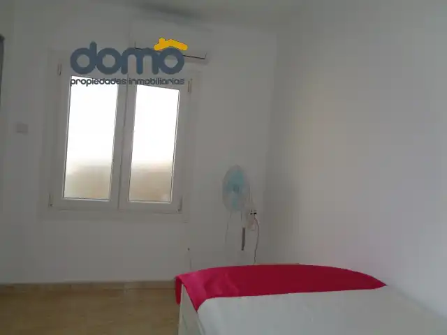 Habitación de Piso para compartir en Almería con Aire acondicionado, Amueblado y Horno