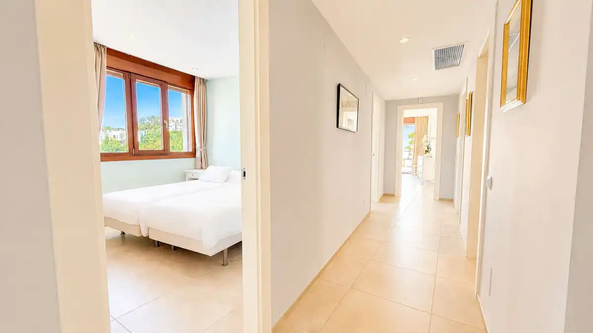 Ático en venta en Marbella con Aire acondicionado, Trastero y Alarma