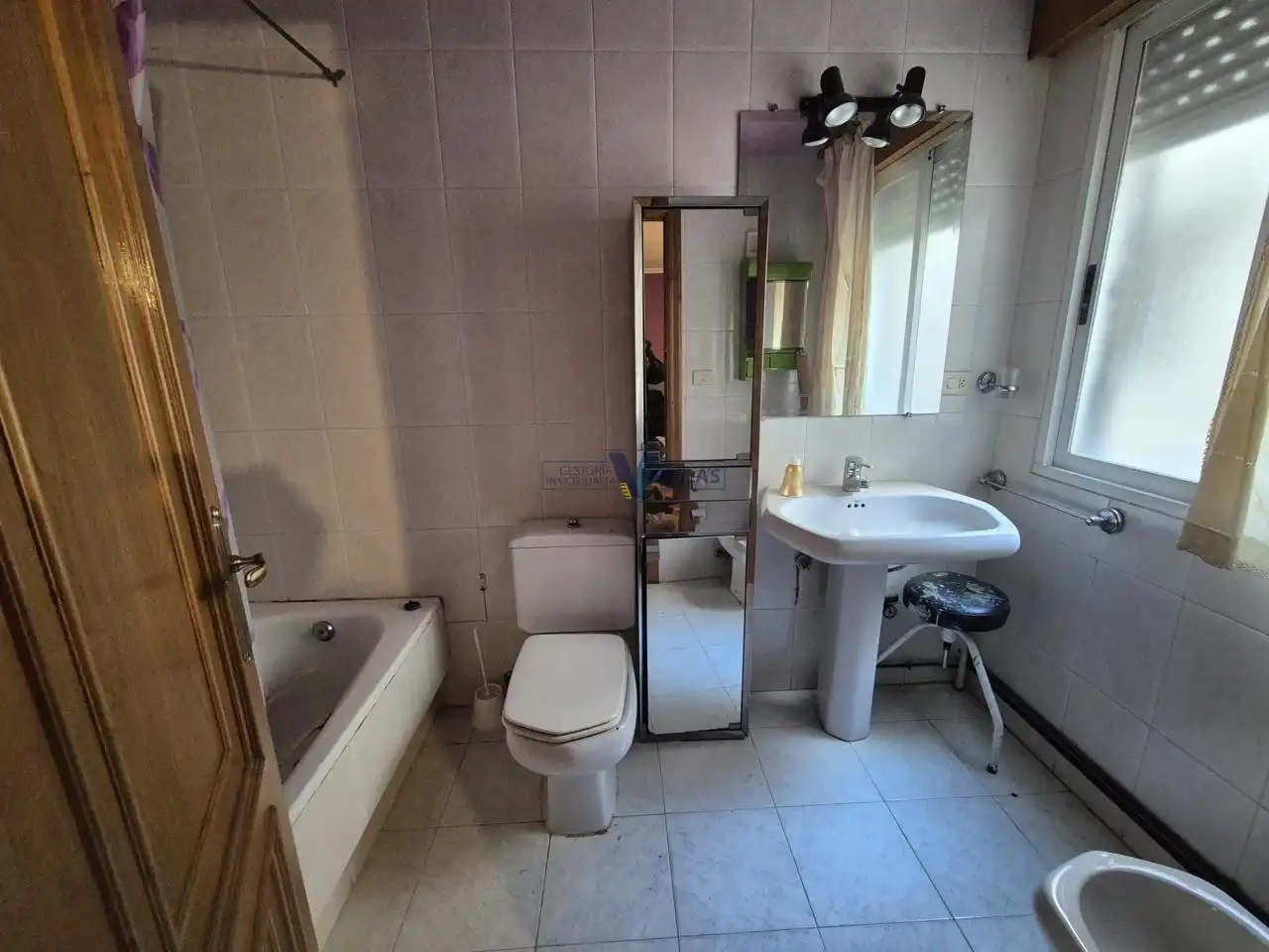 Badezimmer von Wohnung zum Verkauf in Xinzo de Limia mit Heizung und Terrasse