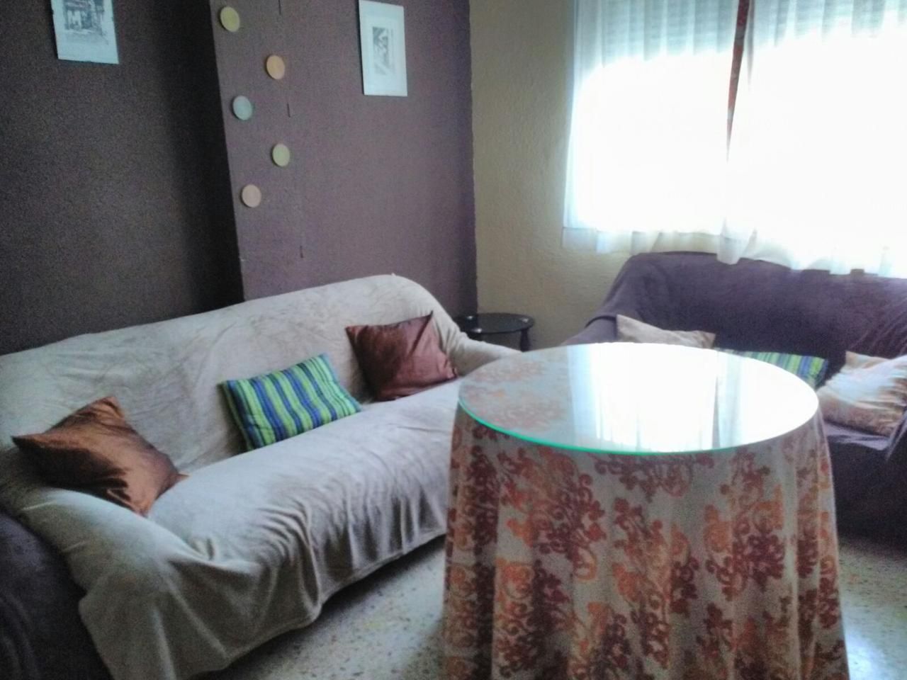 Sala d'estar de Pis de lloguer en Plasencia amb Moblat