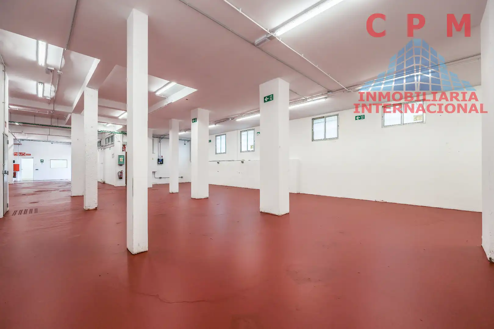 Nave industrial en venta en Madrid con Calefacción y Alarma