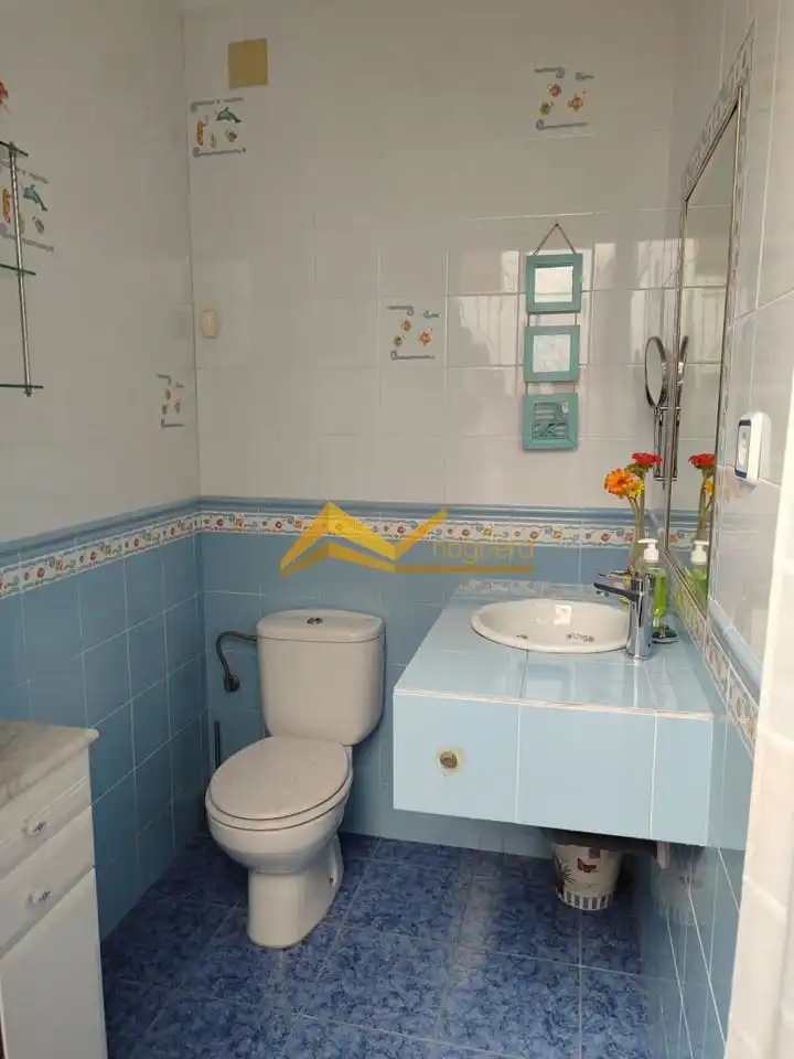 Casa amb terrassa en venda a canovas del castillo, imagen 12