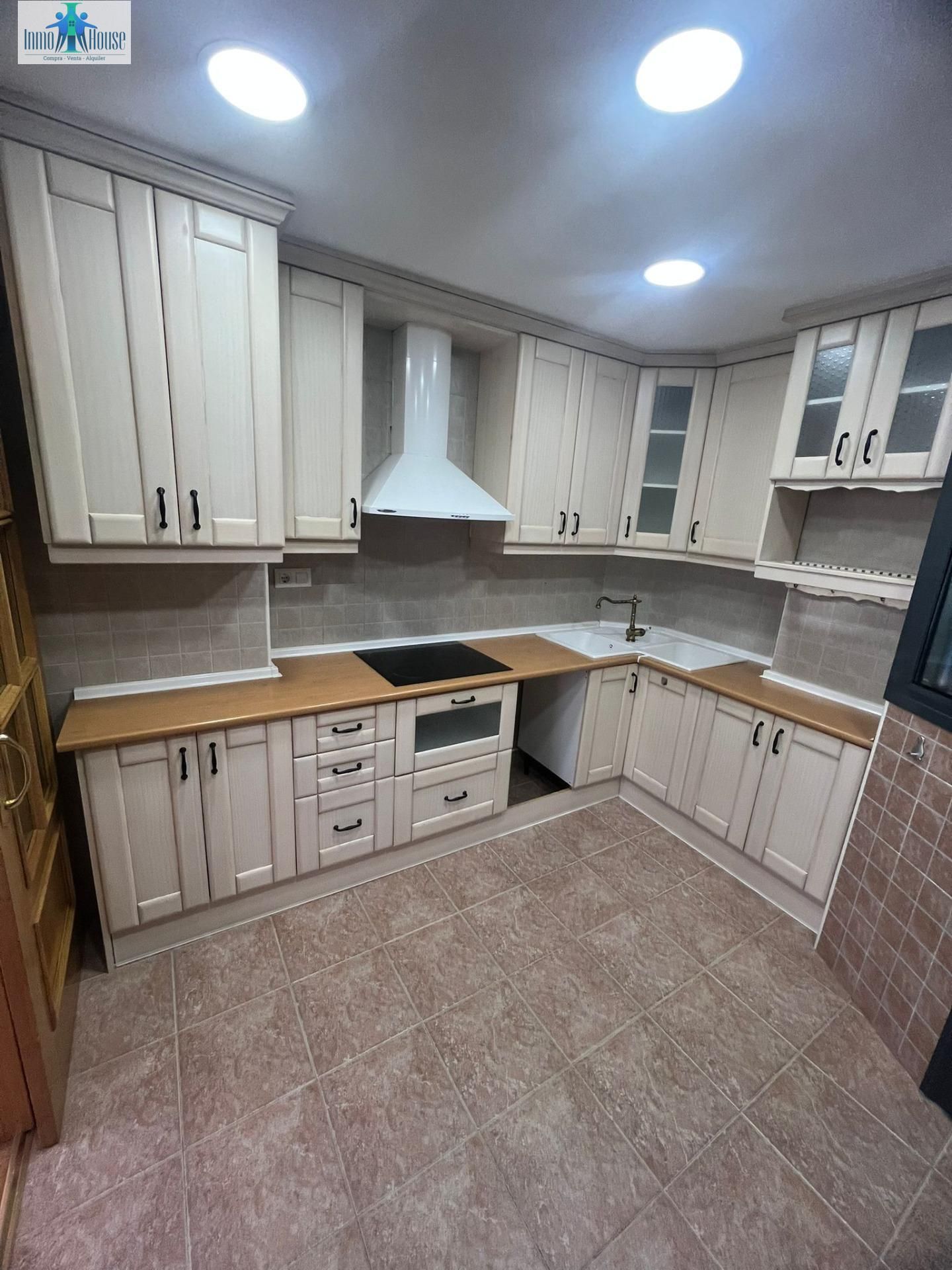 Cuina de Pis en venda en  Albacete Capital amb Aire condicionat, Calefacció i Parquet