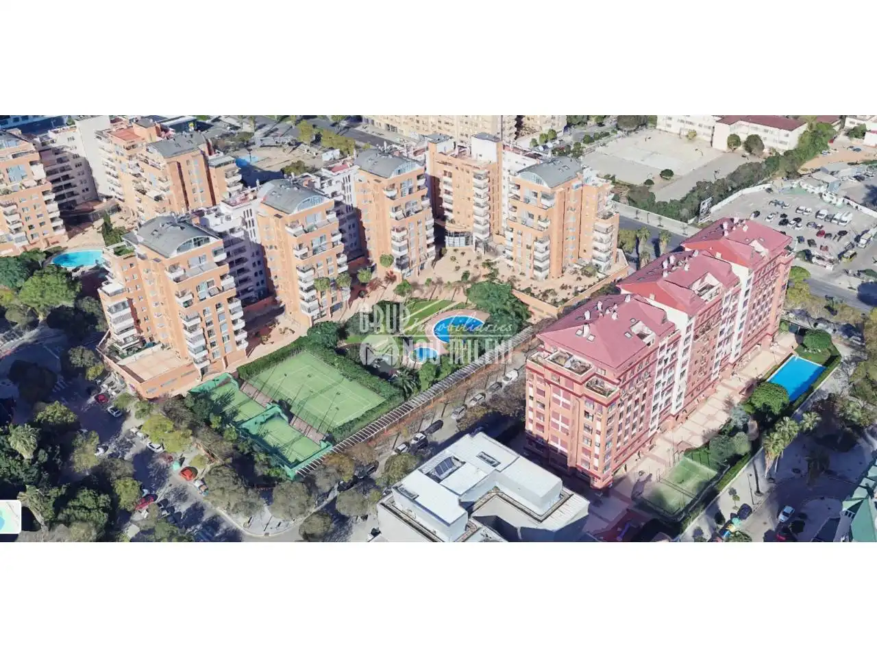 Vista exterior de Pis de lloguer en Valencia amb Aire condicionat, Terrassa i Moblat