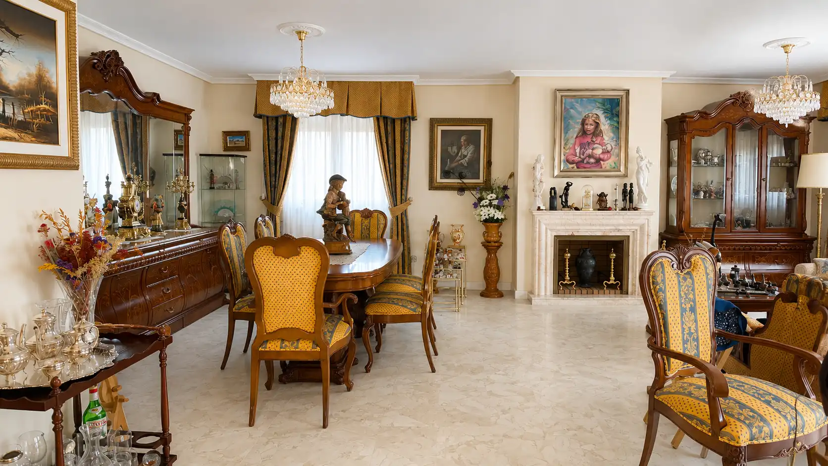 Dining room of Houses for sale in San Lorenzo de El Escorial  with Air Conditioner, Heating and Private garden