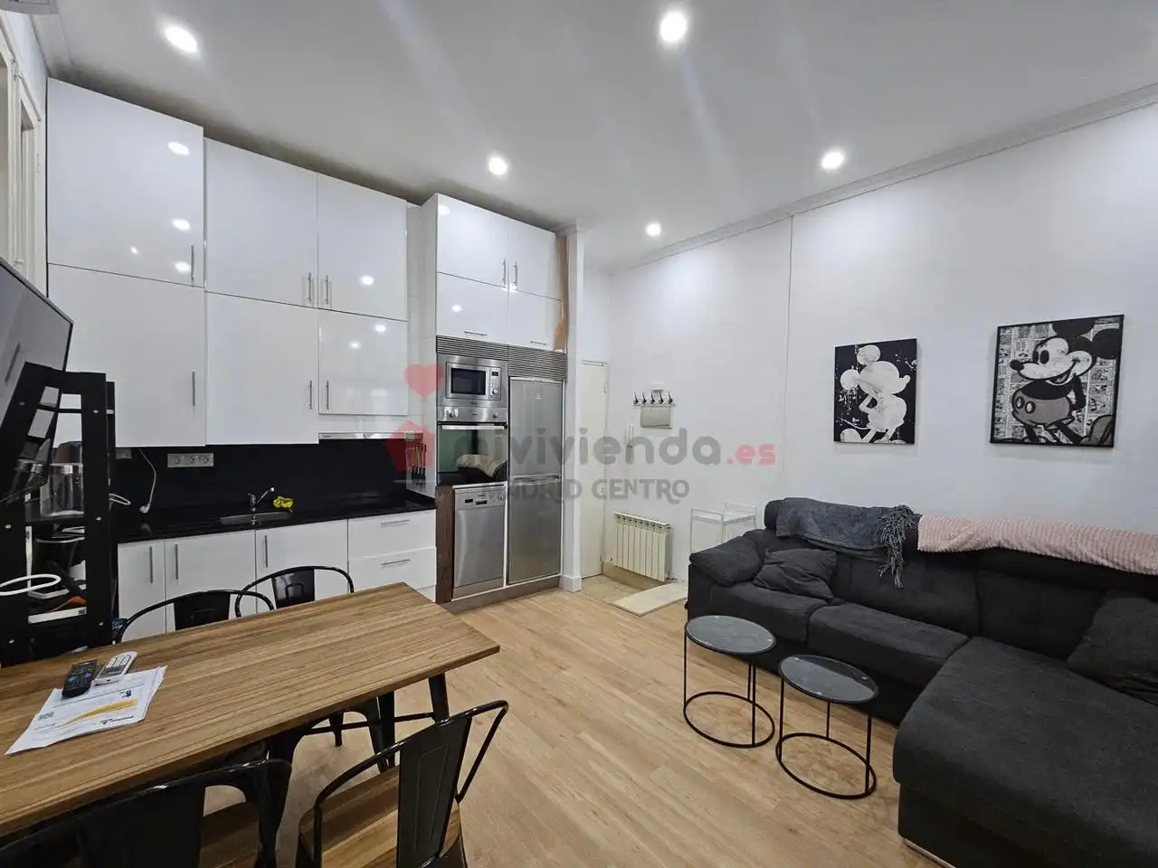 Cuina de Planta baixa de lloguer en Madrid amb Aire condicionat, Calefacció i Moblat