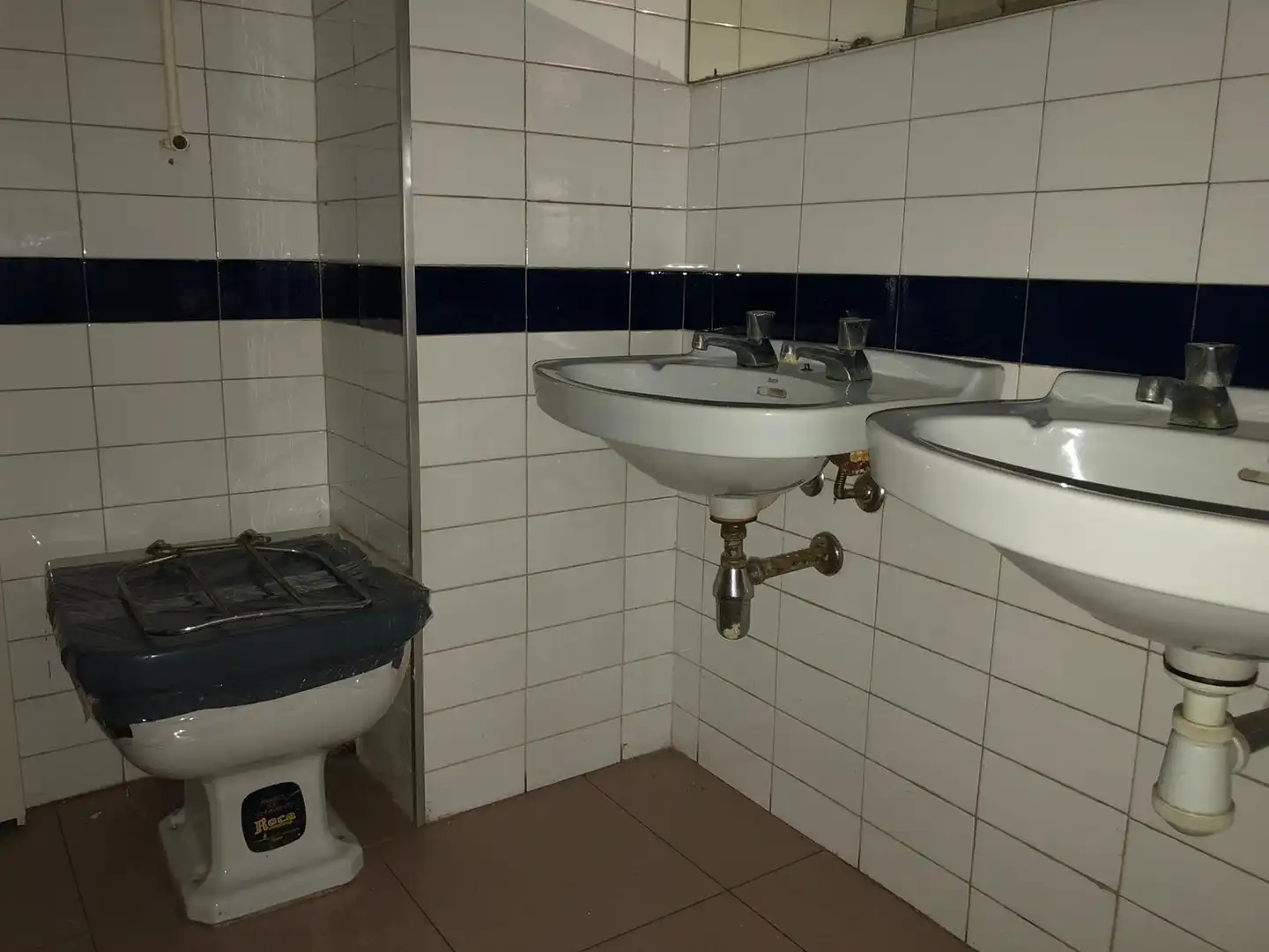 Business premises for sale in C/ Nuria, imagen 7