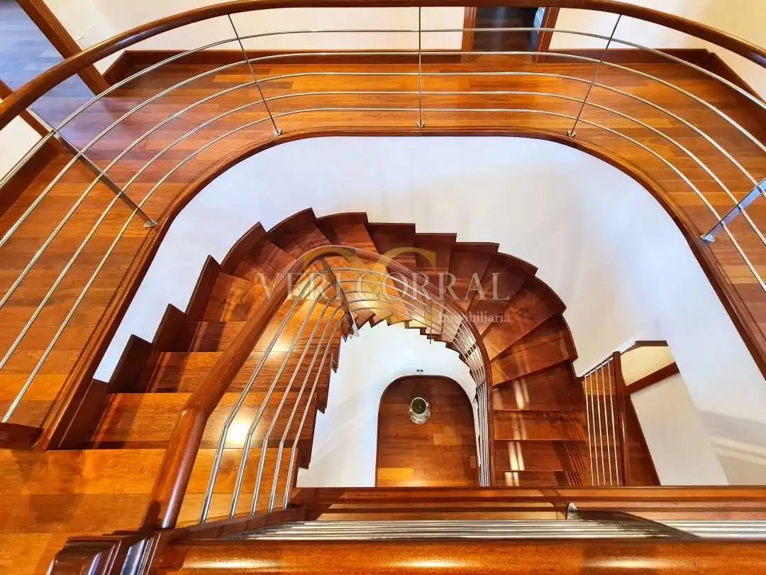 Casa o chalet en venta en Oviedo  con Calefacción, Jardín privado y Terraza