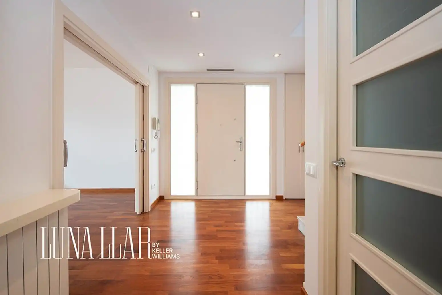 Houses for sale in Castelldefels  with Air Conditioner, Heating and Parquet flooring