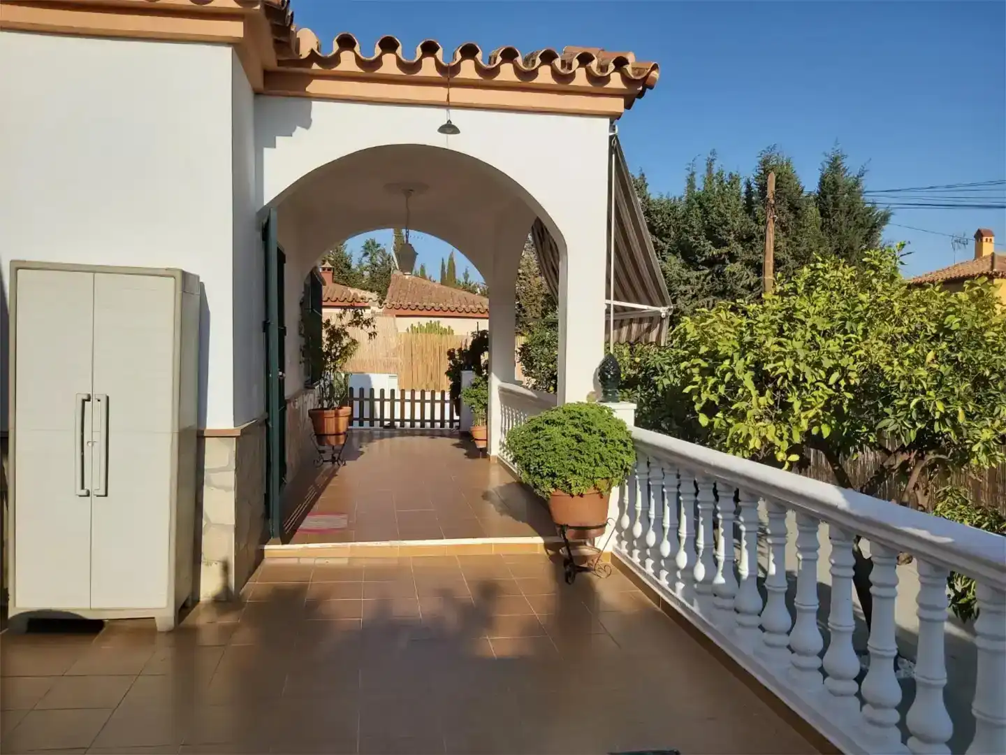 Terrassa de Casa o xalet de lloguer en Coín amb Aire condicionat, Jardí privat i Piscina