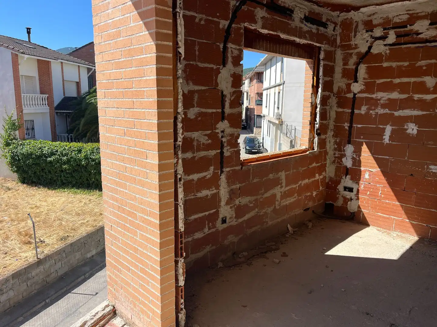 Exterior view of Buildings for sale in El Tiemblo 