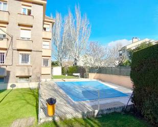 Swimming pool of Flat for sale in Torrelodones  with Air Conditioner, Heating and Private garden