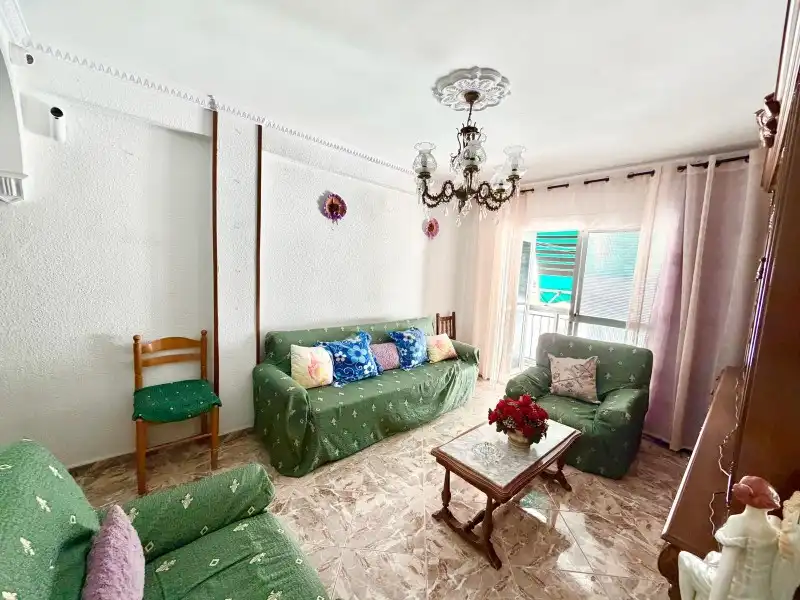 Sala d'estar de Pis en venda en Málaga amb Aire condicionat, Terrassa i Moblat