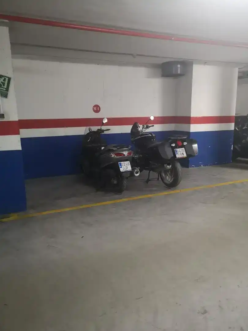 Aparcament de Garatge de lloguer en Valencia