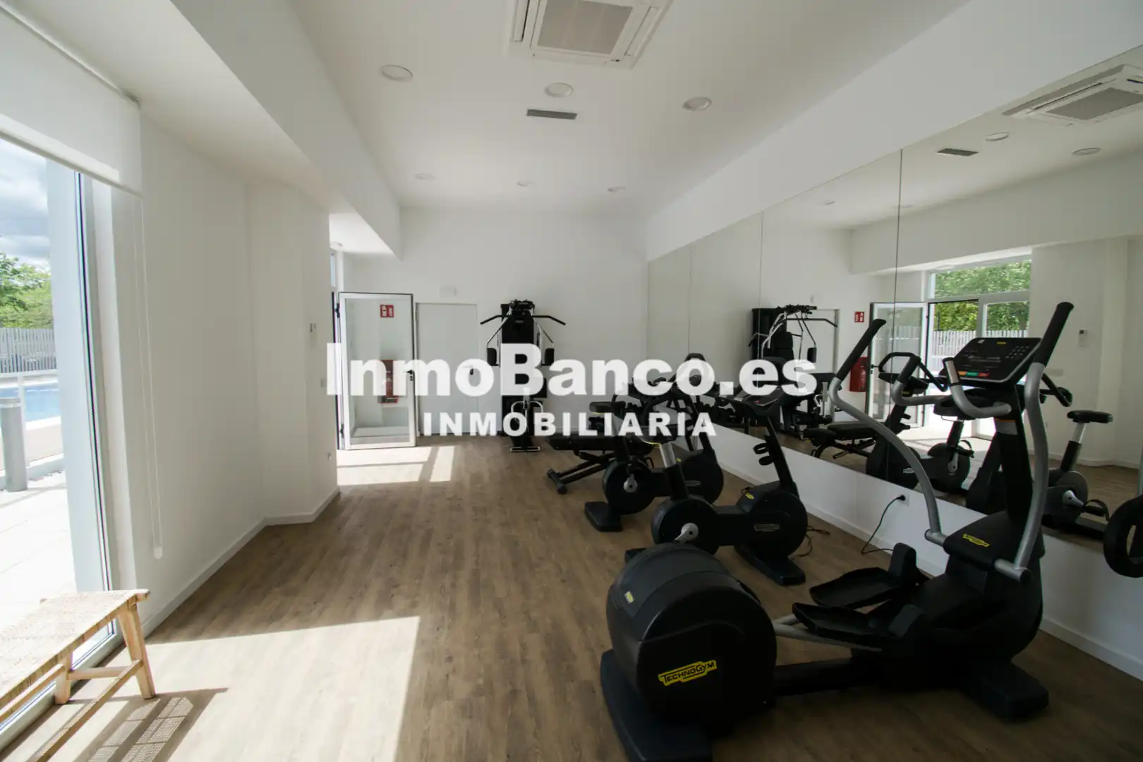 Flat for rent in Valencia  with Air Conditioner, Heating and Storage room