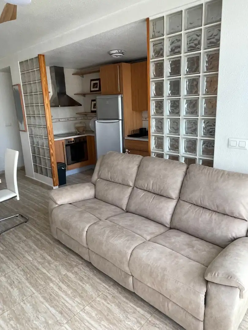 Wohnzimmer von Wohnung zur Miete in Águilas mit Möbliert und Balkon