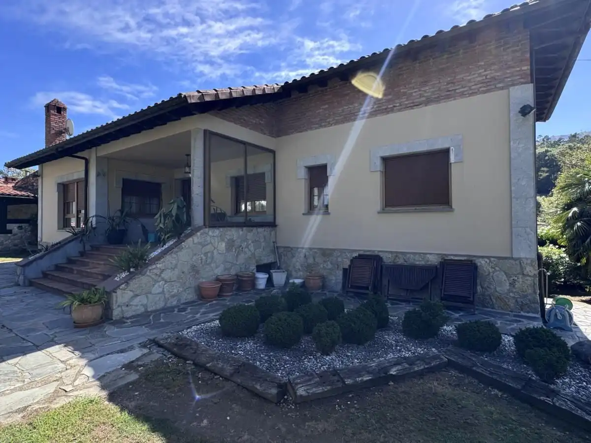 Casa a schiera con giardino in vendita a Vibaña - Ardisana - Caldueño