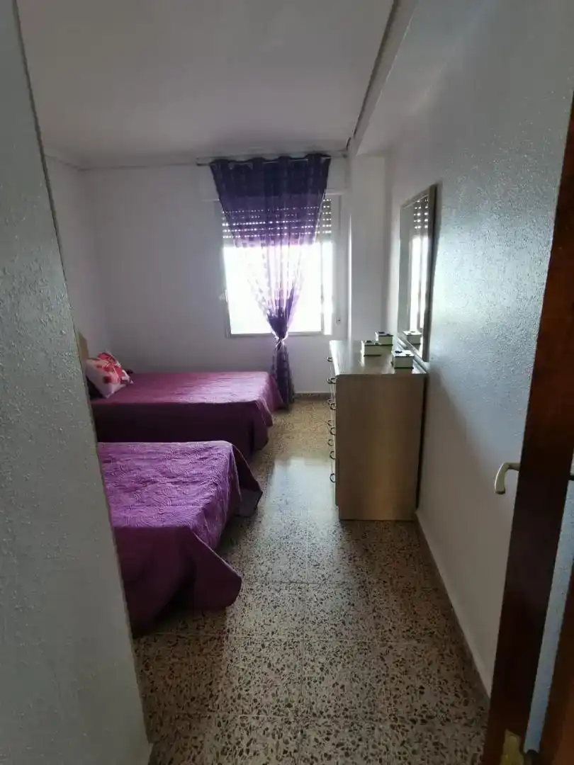 Dormitori de Pis en venda en Tavernes de la Valldigna amb Jardí privat, Piscina i Moblat