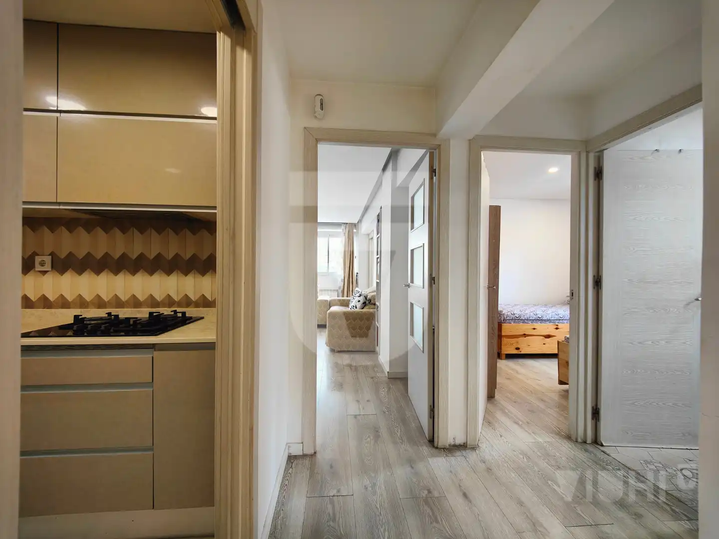 Flat for sale in Barcelona  with Air Conditioner, Heating and Parquet flooring