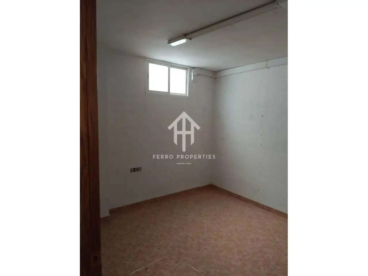 Business premises to rent in Avenida Diputación 11, imagen 2