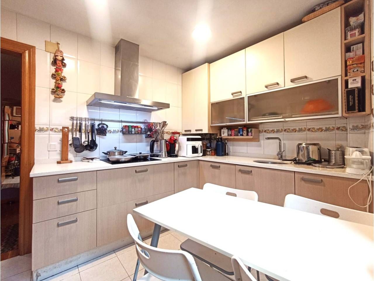 Cocina de Casa adosada en venta en Burgos Capital con Calefacción, Jardín privado y Parquet