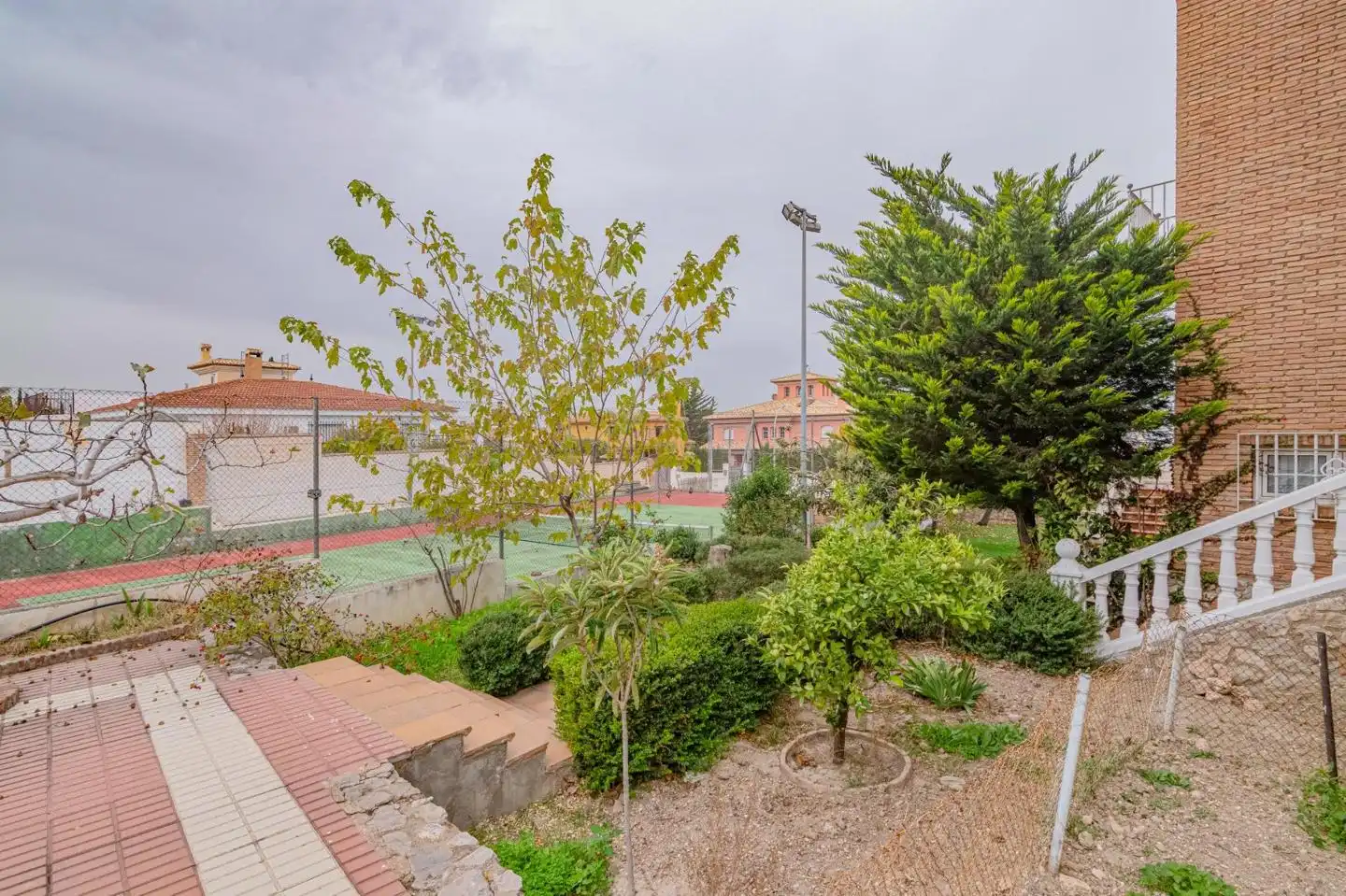 Jardí de Casa o xalet en venda en La Zubia amb Calefacció, Jardí privat i Terrassa