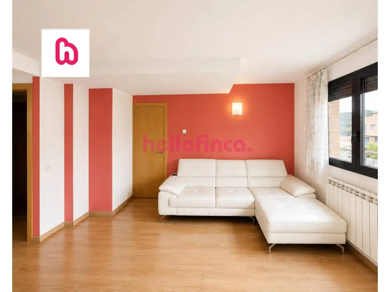 Sala d'estar de Pis en venda en Gironella amb Calefacció, Parquet i Terrassa