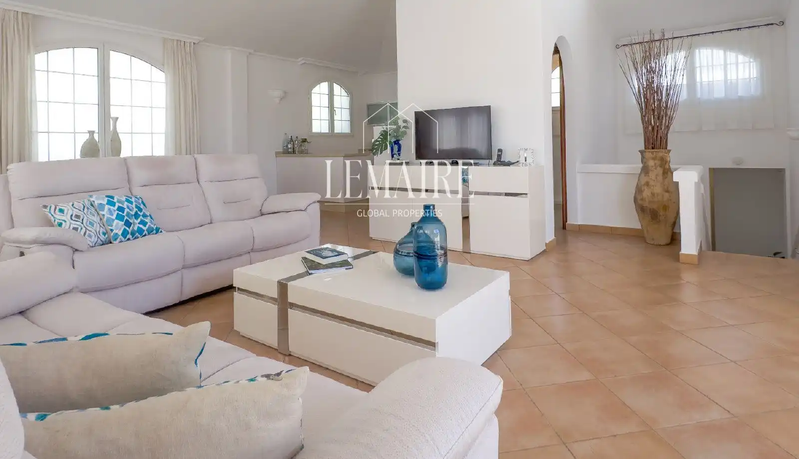 Villa con piscina in vendita a CALLE UNTERHACING S/N, imagen 8