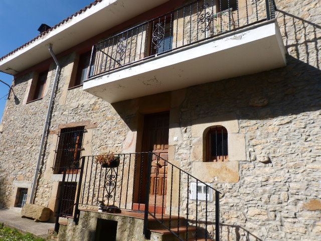 House or chalet for sale in VILLAVÉS -- CASA DE LA MAESTRA