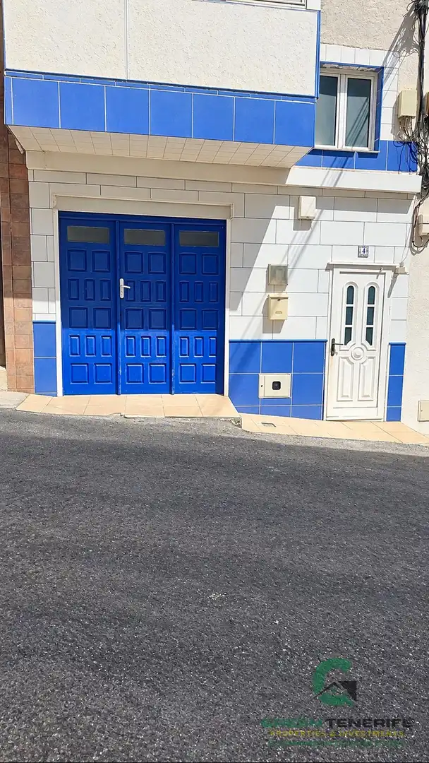 Vista exterior de Casa adosada en venta en Arico con Terraza