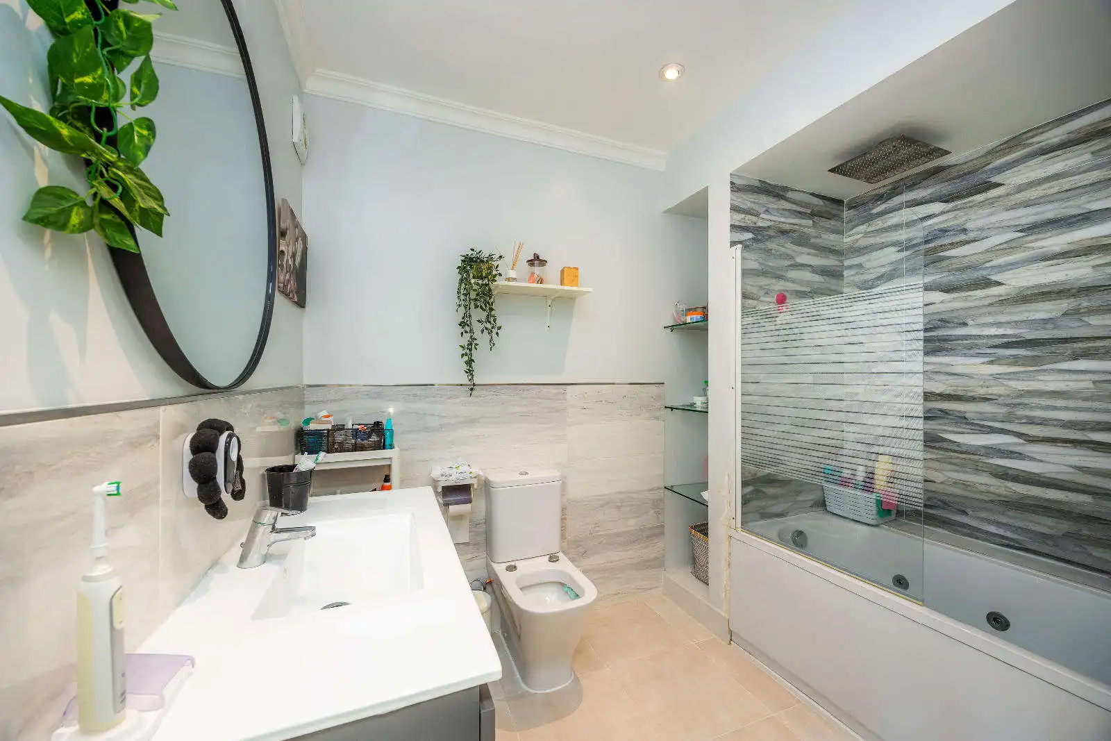 Badezimmer von Einfamilien-Reihenhaus zum Verkauf in Capdepera mit Klimaanlage, Terrasse und Möbliert