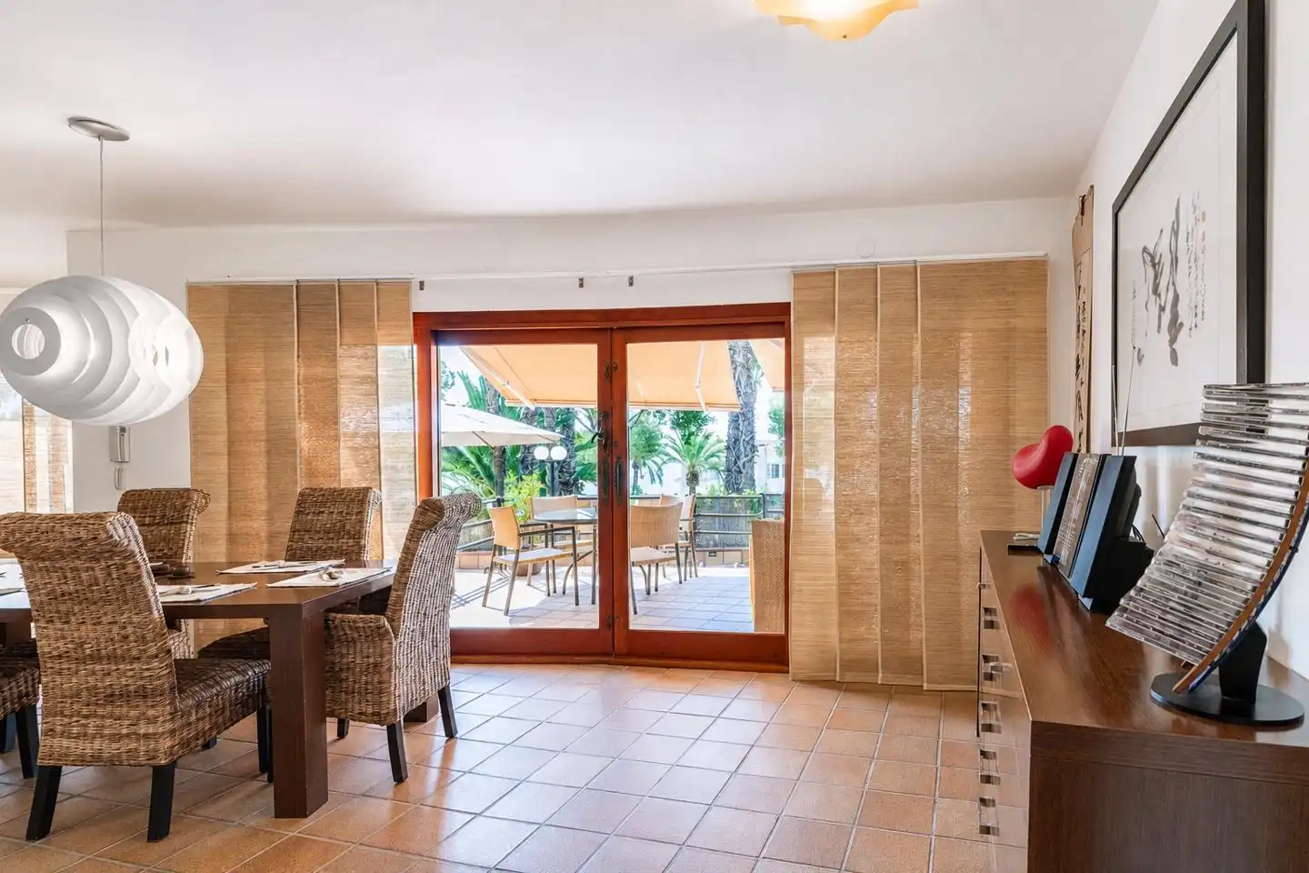 Menjador de Casa o xalet en venda en Santa Pola amb Aire condicionat, Jardí privat i Terrassa