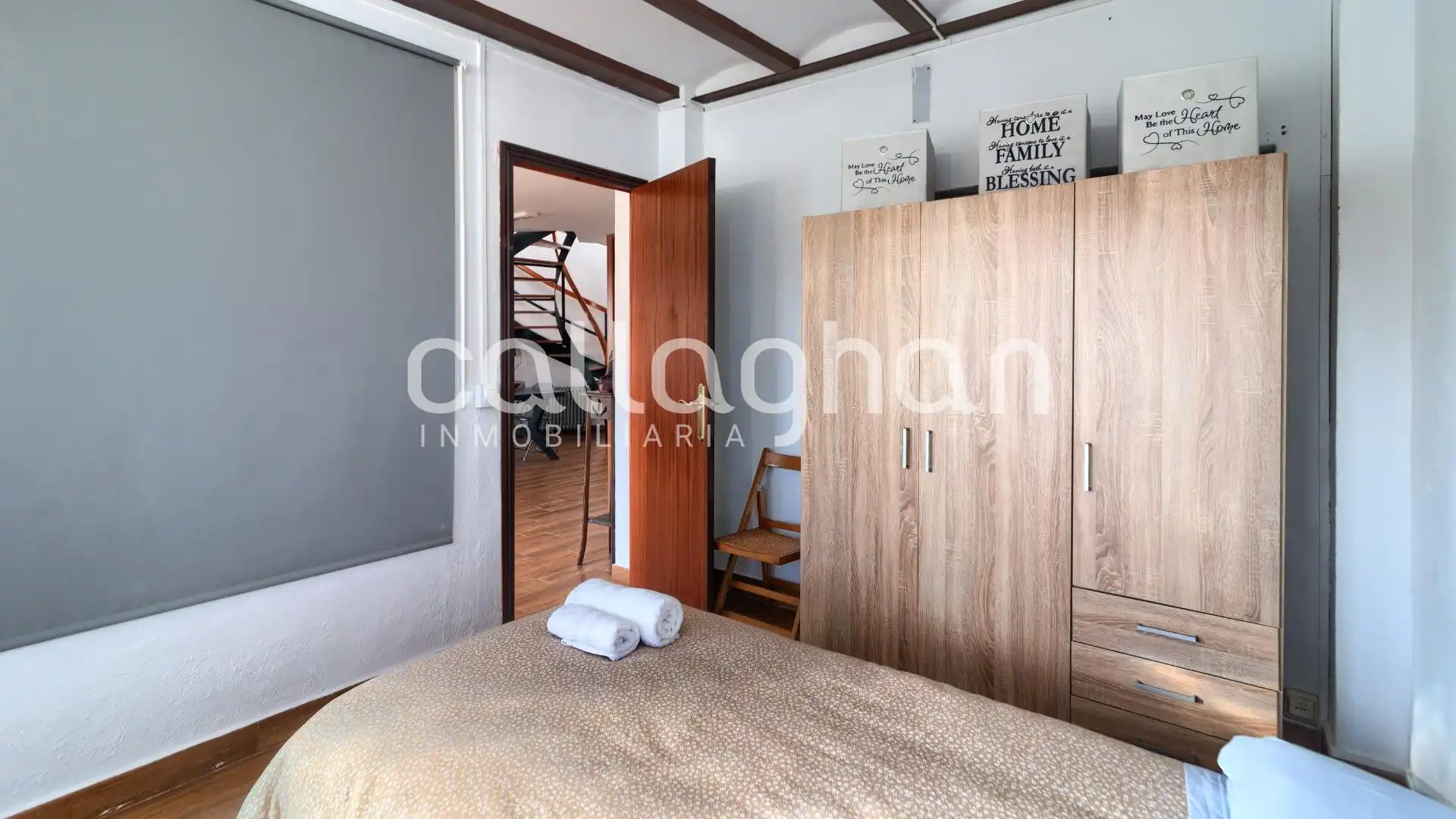 Dormitori de Casa adosada en venda en Sagunto / Sagunt amb Aire condicionat, Calefacció i Terrassa
