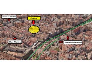 Vista exterior de Pis en venda en  Almería Capital amb Traster i Balcó