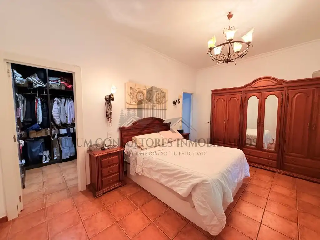 Dormitori de Casa o xalet en venda en Alcalá de Guadaira