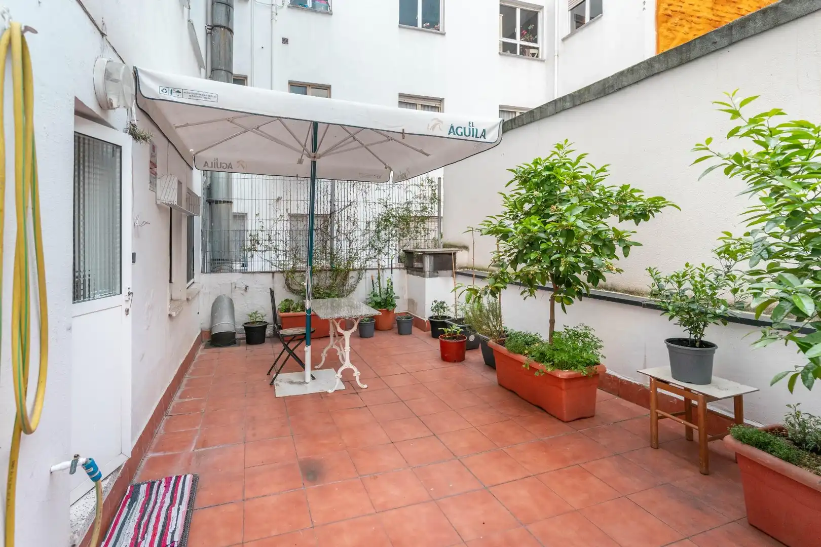 Terraza de Piso en venta en Oviedo  con Calefacción
