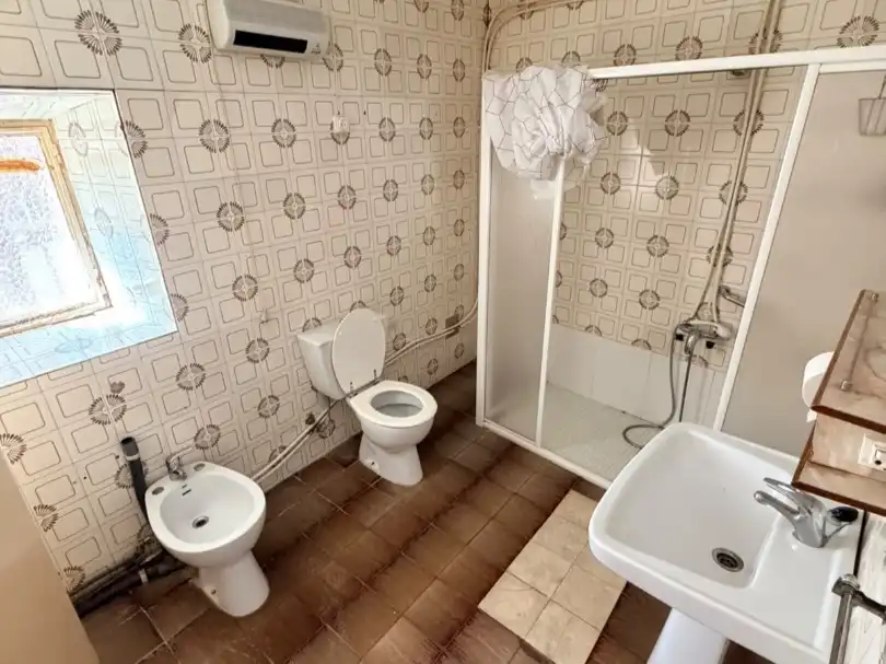 Bany de Casa o xalet en venda en Valle de Santa Ana amb Terrassa