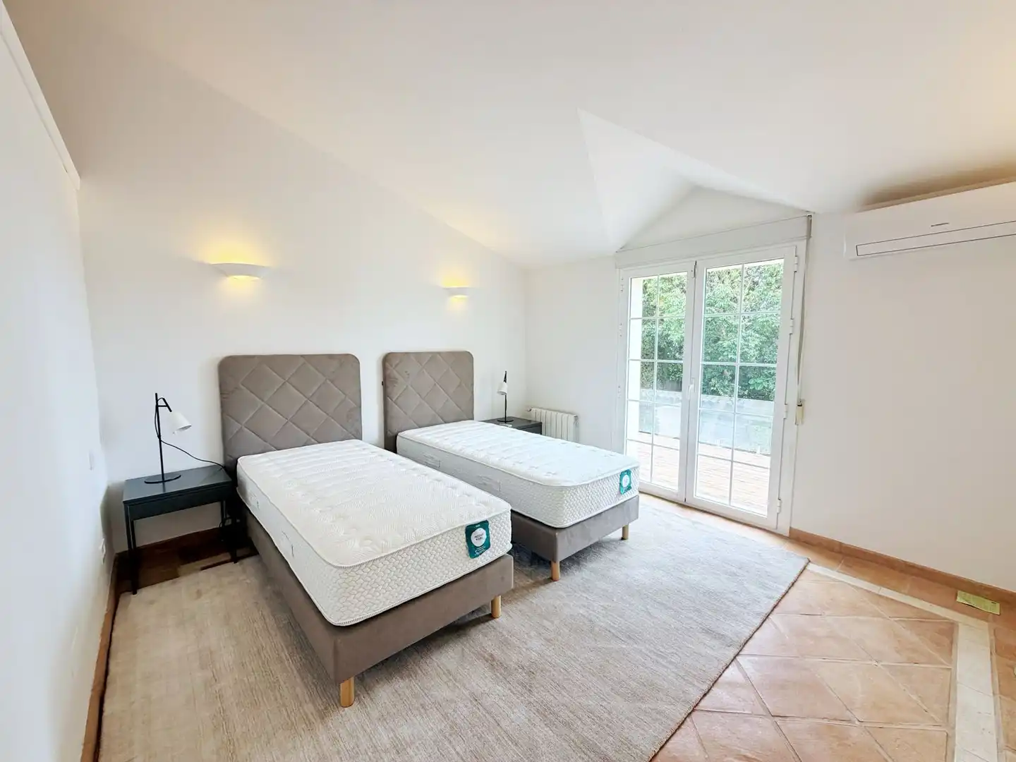 Habitación de Casa o chalet de alquiler en Benahavís con Aire acondicionado, Terraza y Trastero