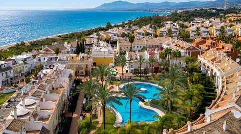 Foto 2 de Casa adosada en venda a Avenida Alameda del Mar, 45 #casa 51, Bahía de Marbella, Marbella